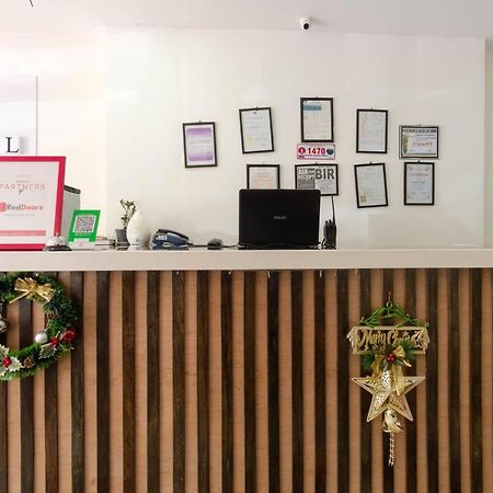 Reddoorz Plus @ West Nautical Road Пуерто Галера Екстериор снимка