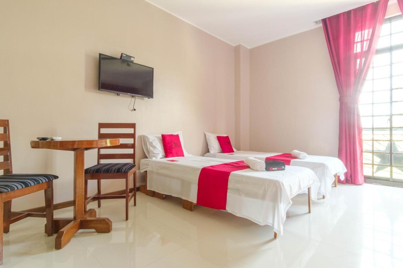 Reddoorz Plus @ West Nautical Road Пуерто Галера Екстериор снимка