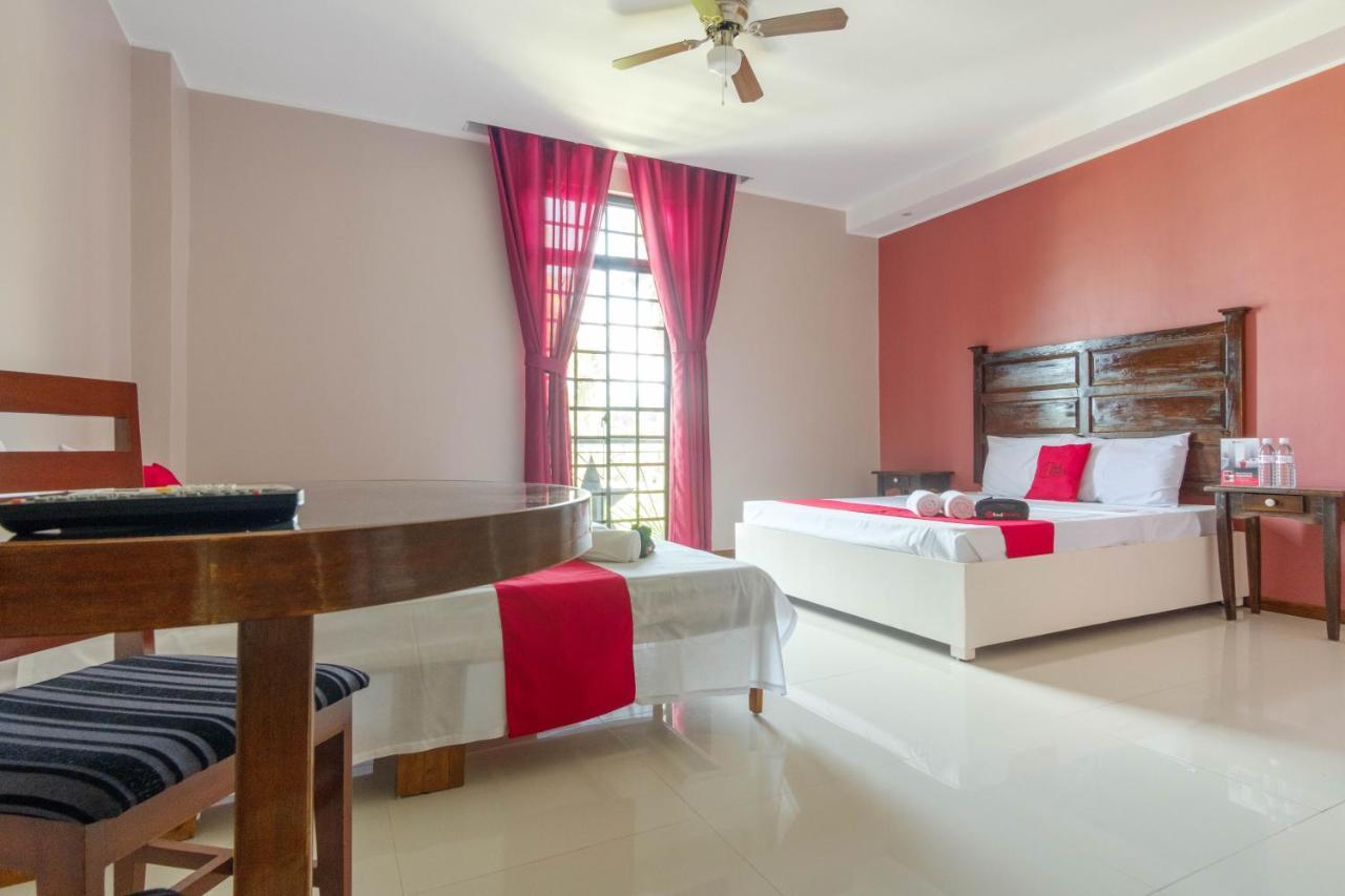 Reddoorz Plus @ West Nautical Road Пуерто Галера Екстериор снимка